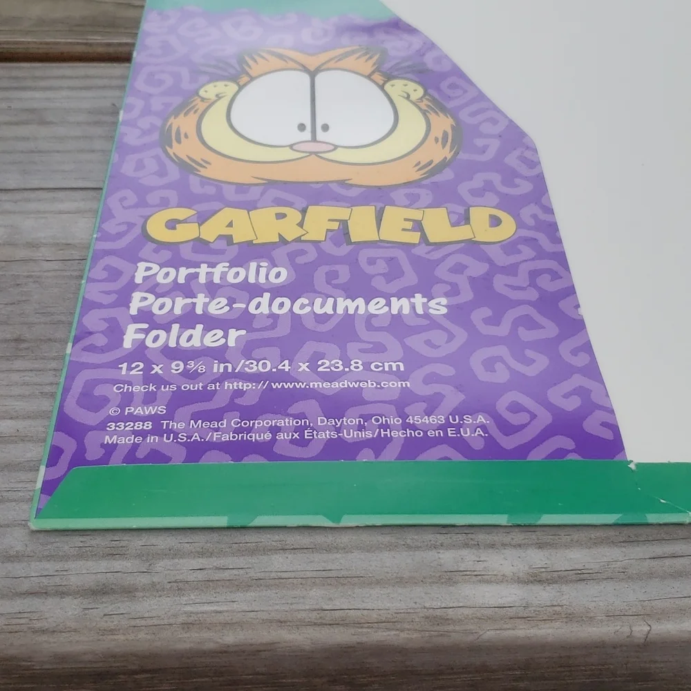 Vintage Folder Garfield the cat Well Duh!